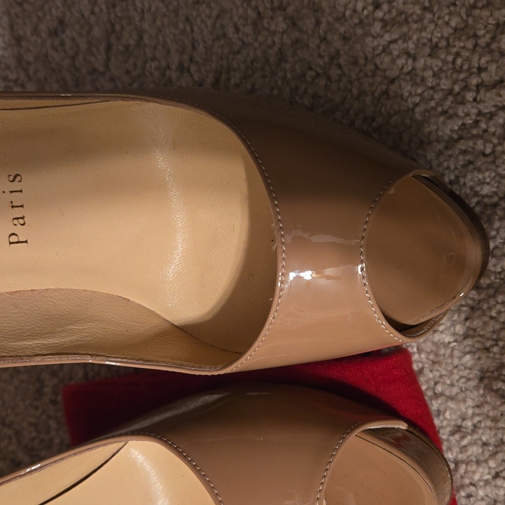 Gently worn CL heels - Picture 11 of 13